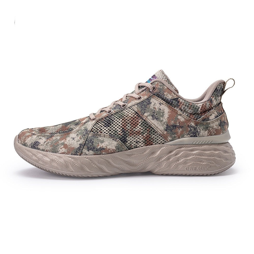 Camouflage chaussures marche